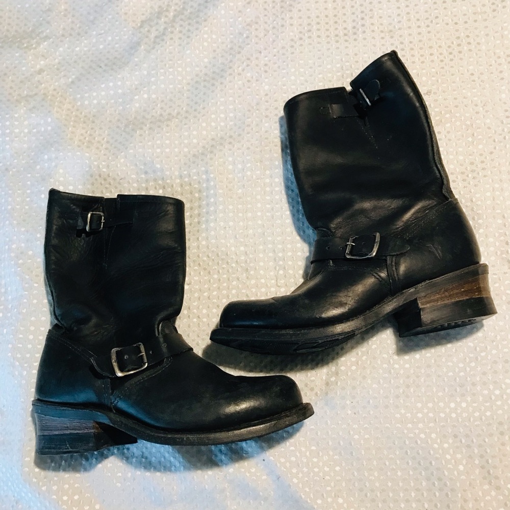 Frye Veronica Short Black Distressed - Womens - image 2